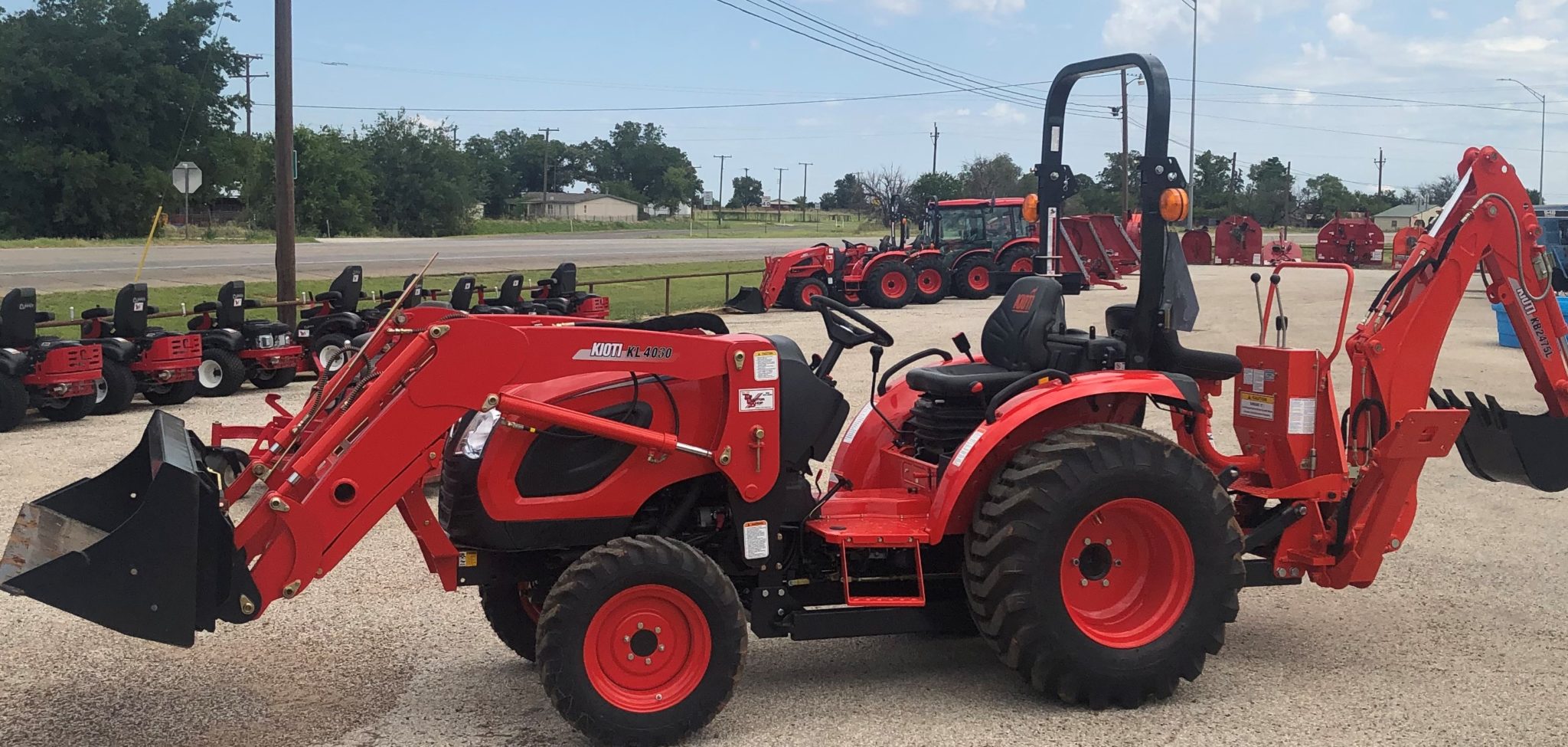 Kioti Ck2610hb Tractor Kl4030qa60 Loader And Kb2475l Backhoe The