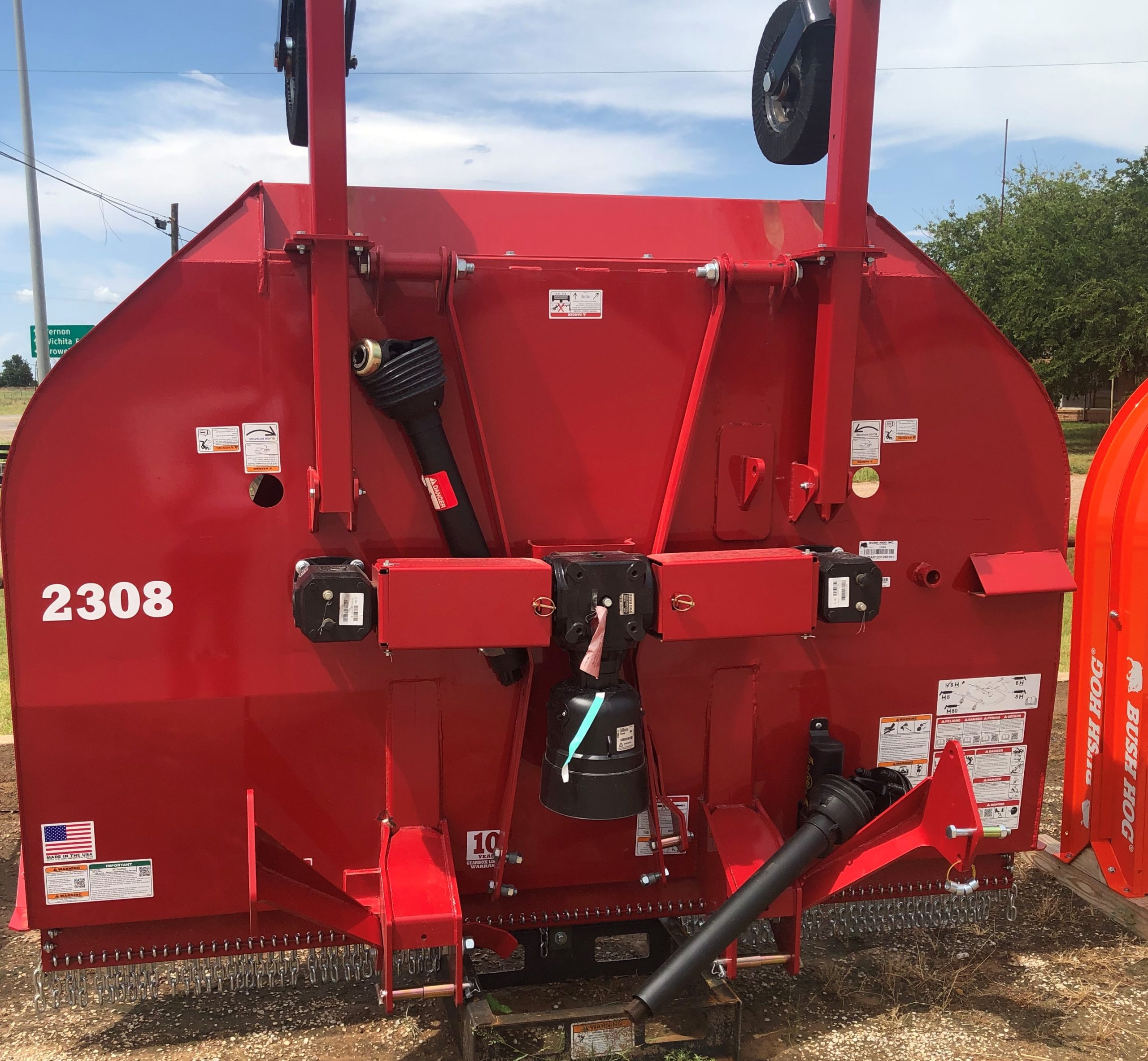BUSH HOG MODEL: C2308FB 8ft Cutter